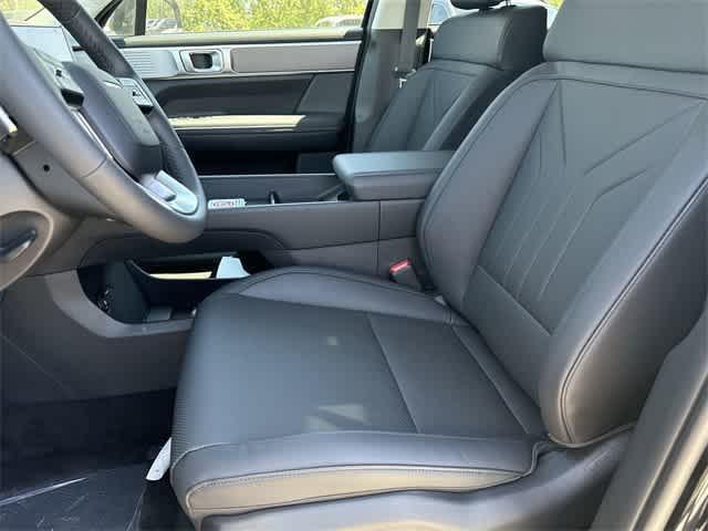 new 2025 Hyundai Santa Fe car, priced at $37,636