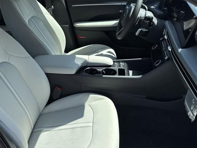 new 2025 Hyundai Sonata car, priced at $28,663