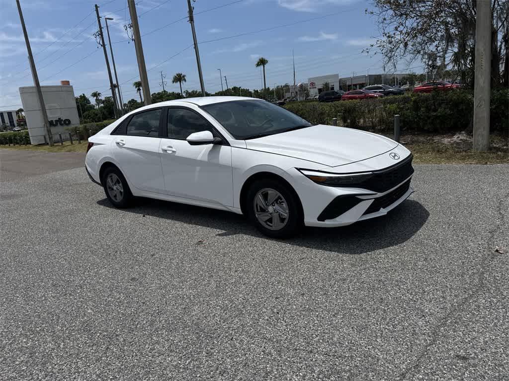 new 2025 Hyundai Elantra car, priced at $21,012
