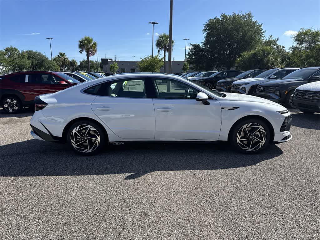 new 2025 Hyundai Sonata car, priced at $29,159