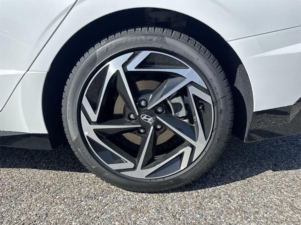 new 2025 Hyundai Sonata car, priced at $29,159