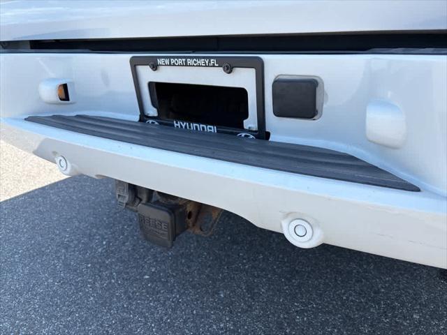 used 2009 Chevrolet Avalanche car, priced at $13,440