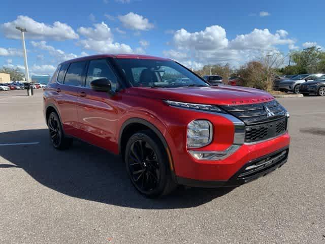 used 2023 Mitsubishi Outlander car, priced at $25,154