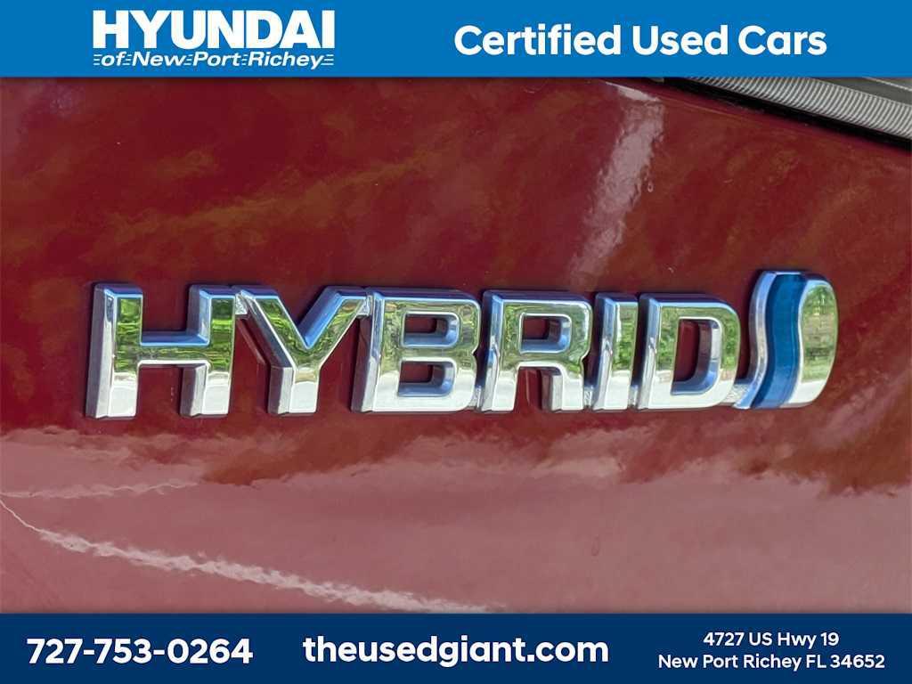used 2021 Toyota Highlander Hybrid car, priced at $37,880