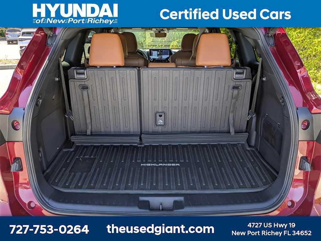 used 2021 Toyota Highlander Hybrid car, priced at $37,880