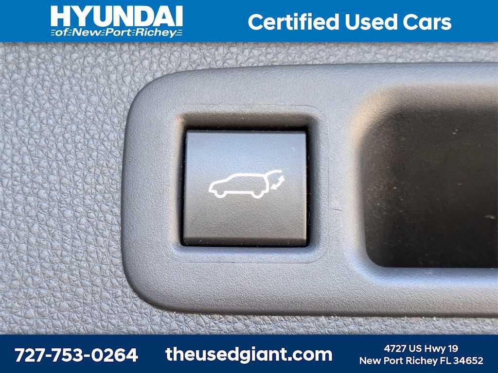 used 2021 Toyota Highlander Hybrid car, priced at $37,880