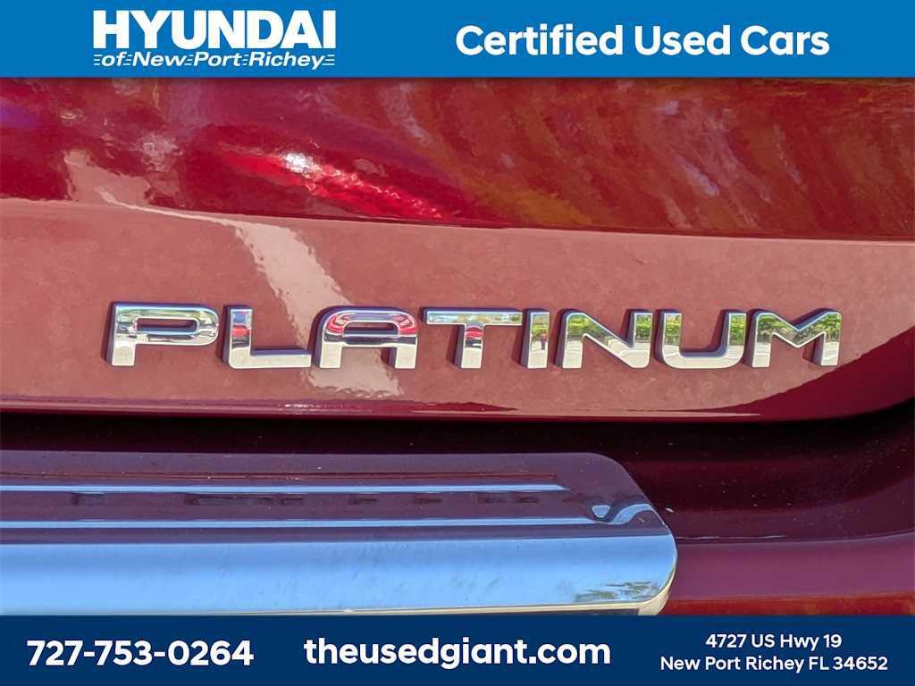 used 2021 Toyota Highlander Hybrid car, priced at $37,880