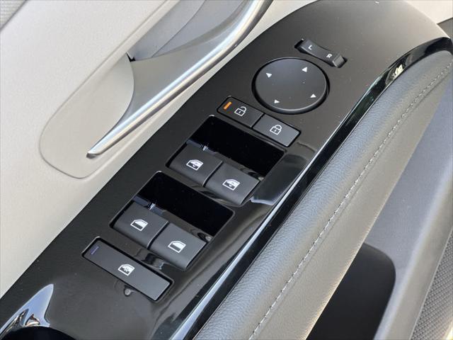 new 2025 Hyundai TUCSON Hybrid car, priced at $42,279