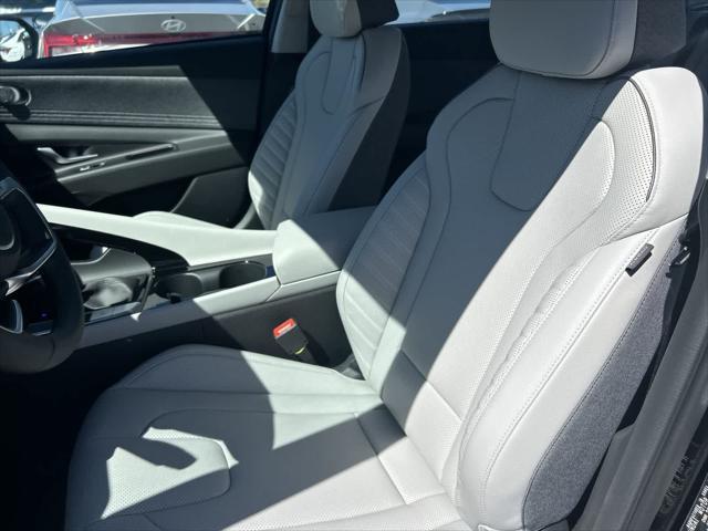new 2025 Hyundai Elantra car, priced at $27,545