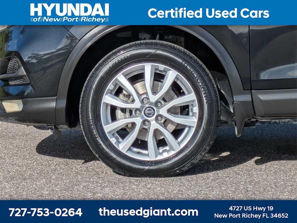 used 2021 Nissan Rogue Sport car, priced at $14,356