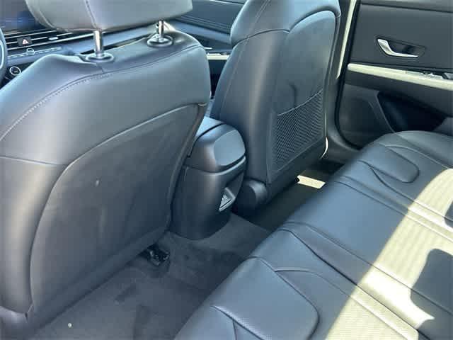 new 2025 Hyundai Elantra car, priced at $27,426