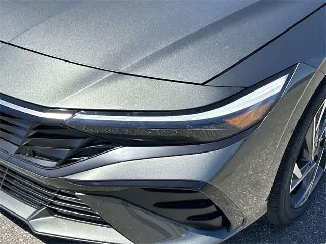 new 2025 Hyundai Elantra car, priced at $27,426