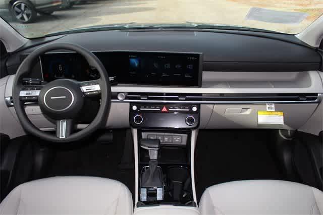 new 2025 Hyundai Tucson car, priced at $28,646