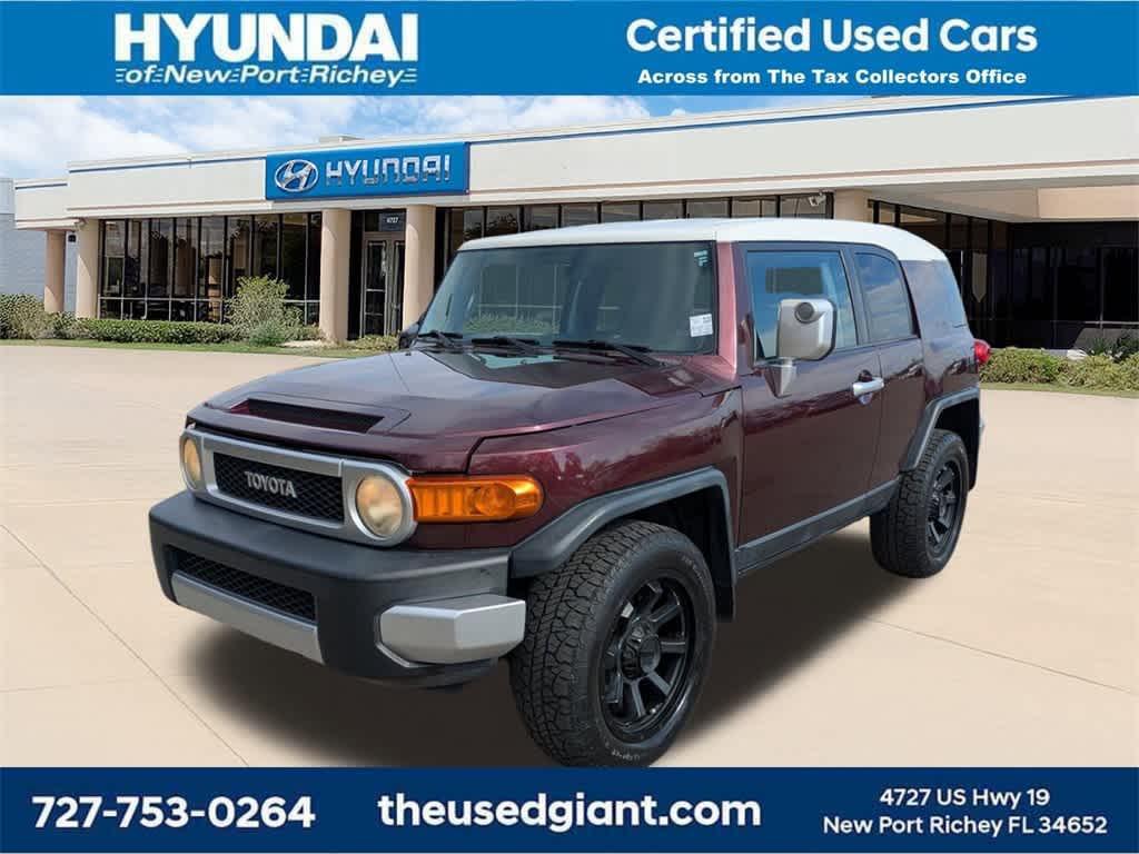 used 2007 Toyota FJ Cruiser car, priced at $8,999