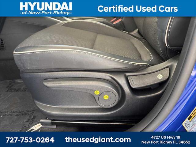 used 2022 Hyundai Venue car, priced at $17,998