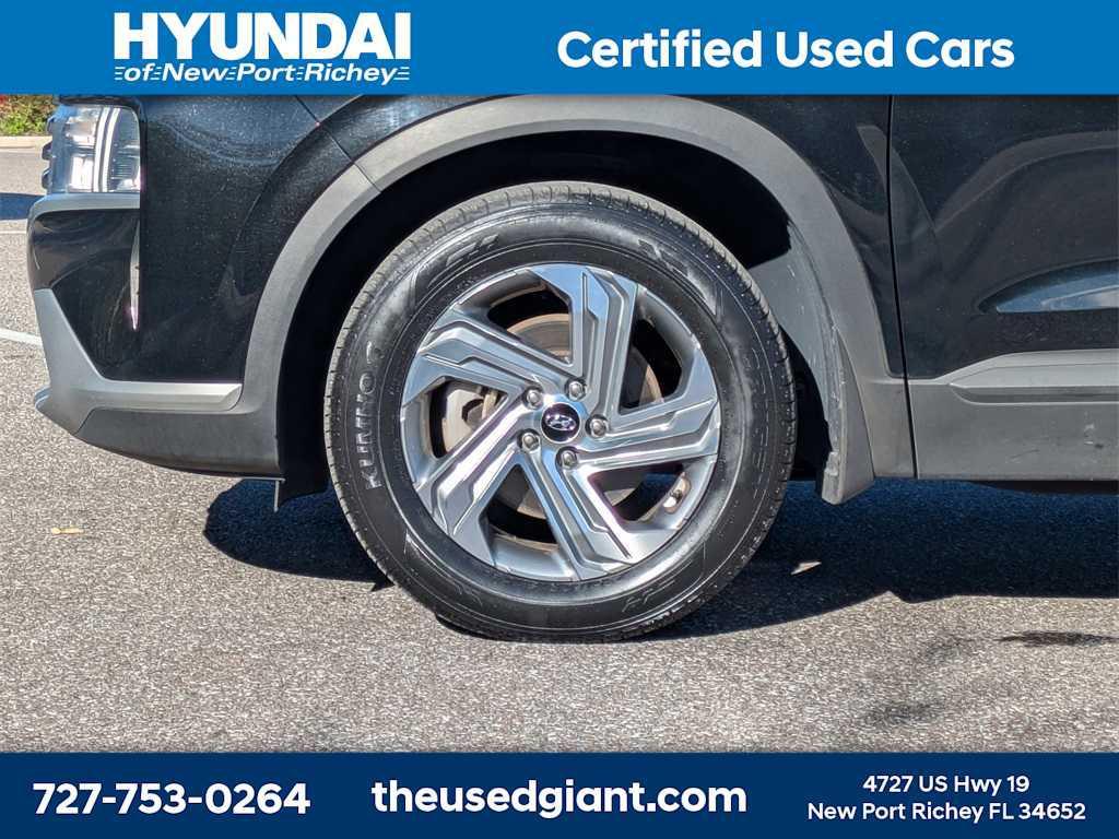 used 2023 Hyundai Santa Fe car, priced at $19,892