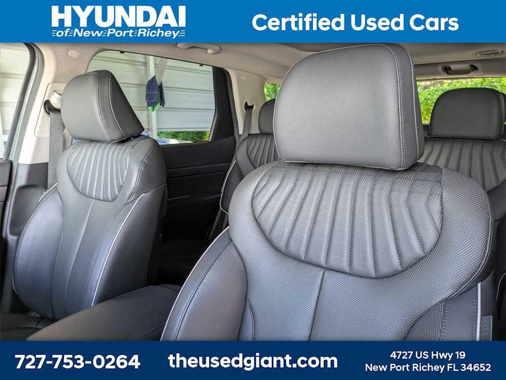 used 2024 Hyundai Palisade car, priced at $40,459
