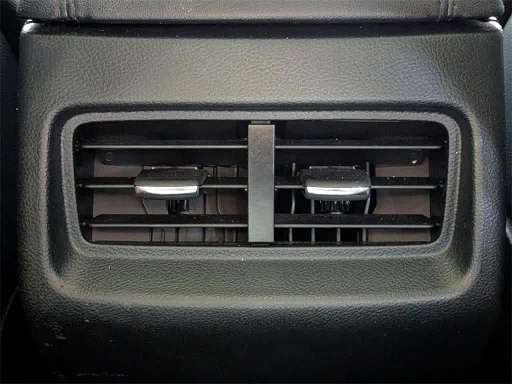 used 2023 Ford Edge car, priced at $21,913