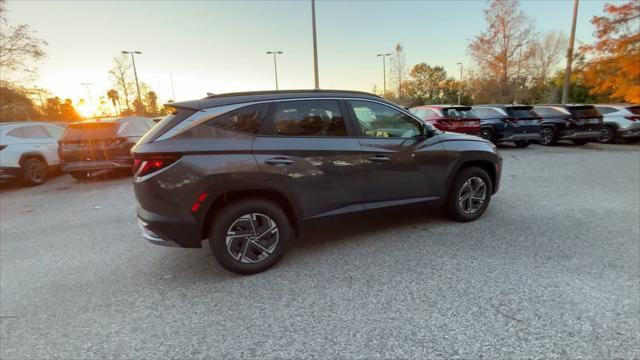 new 2025 Hyundai Tucson Hybrid car, priced at $34,527