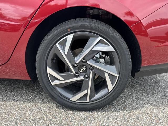 new 2025 Hyundai Elantra car, priced at $31,321