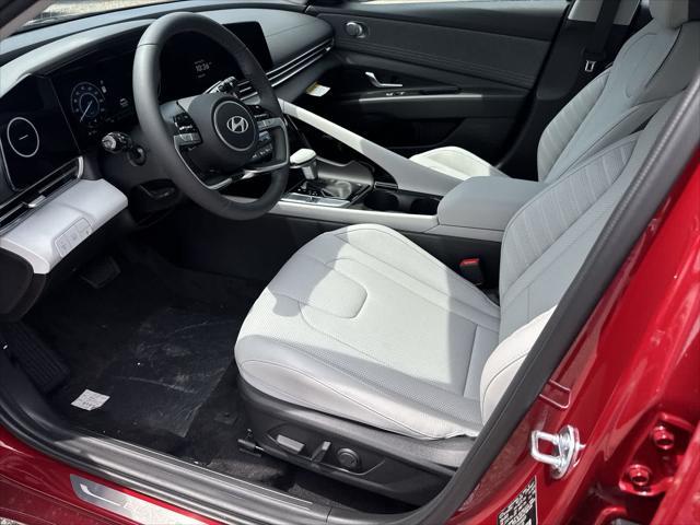 new 2025 Hyundai Elantra car, priced at $31,321
