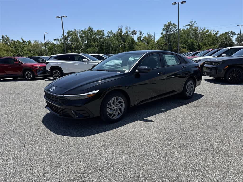 new 2025 Hyundai ELANTRA HEV car, priced at $23,574