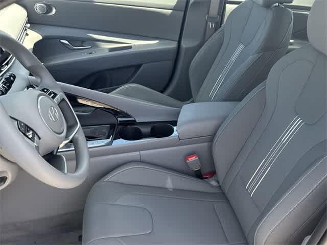 new 2025 Hyundai ELANTRA HEV car, priced at $26,575