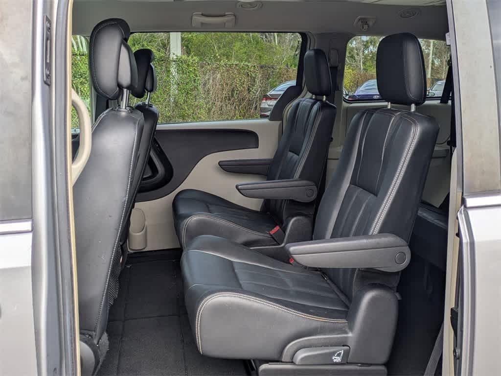 used 2016 Chrysler Town & Country car, priced at $3,999