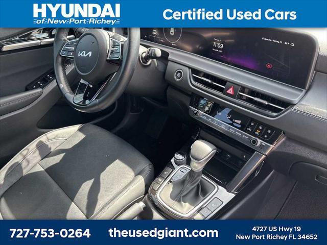 used 2024 Kia Seltos car, priced at $22,059