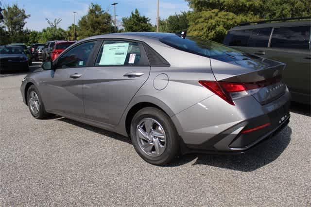 new 2025 Hyundai Elantra car, priced at $23,065