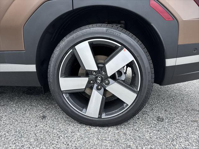 new 2025 Hyundai Santa Fe car, priced at $46,039