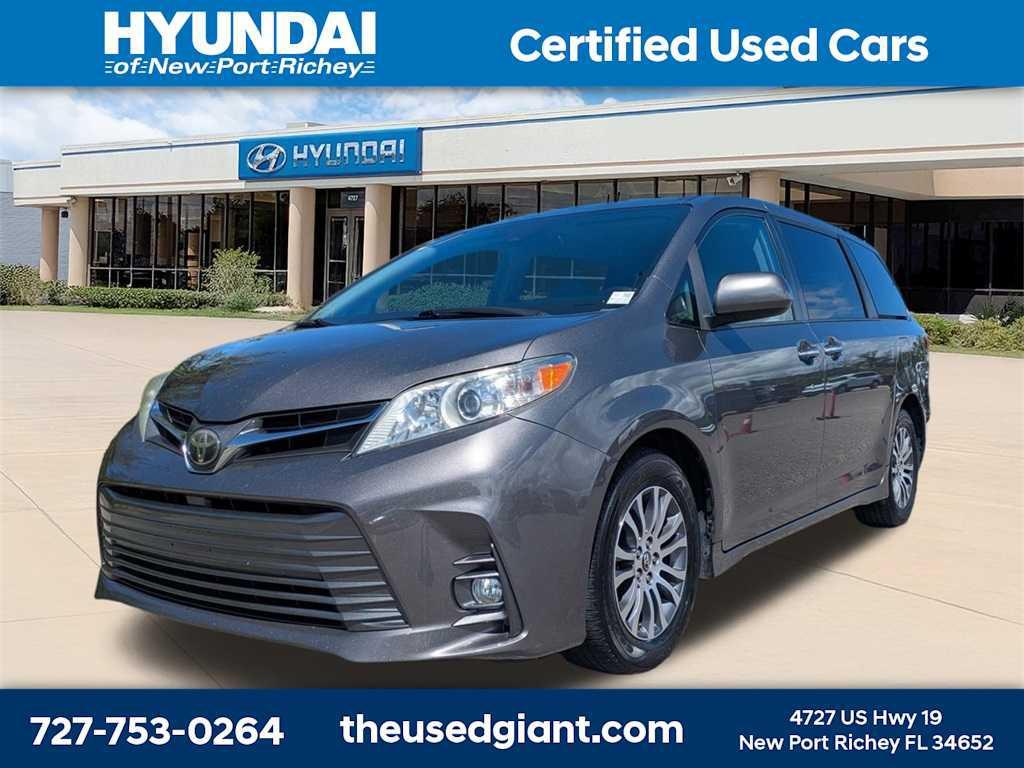 used 2018 Toyota Sienna car, priced at $17,541