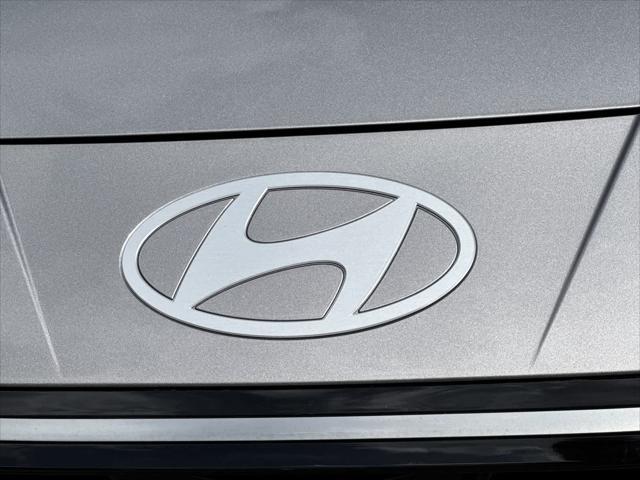 new 2025 Hyundai Elantra car, priced at $27,712