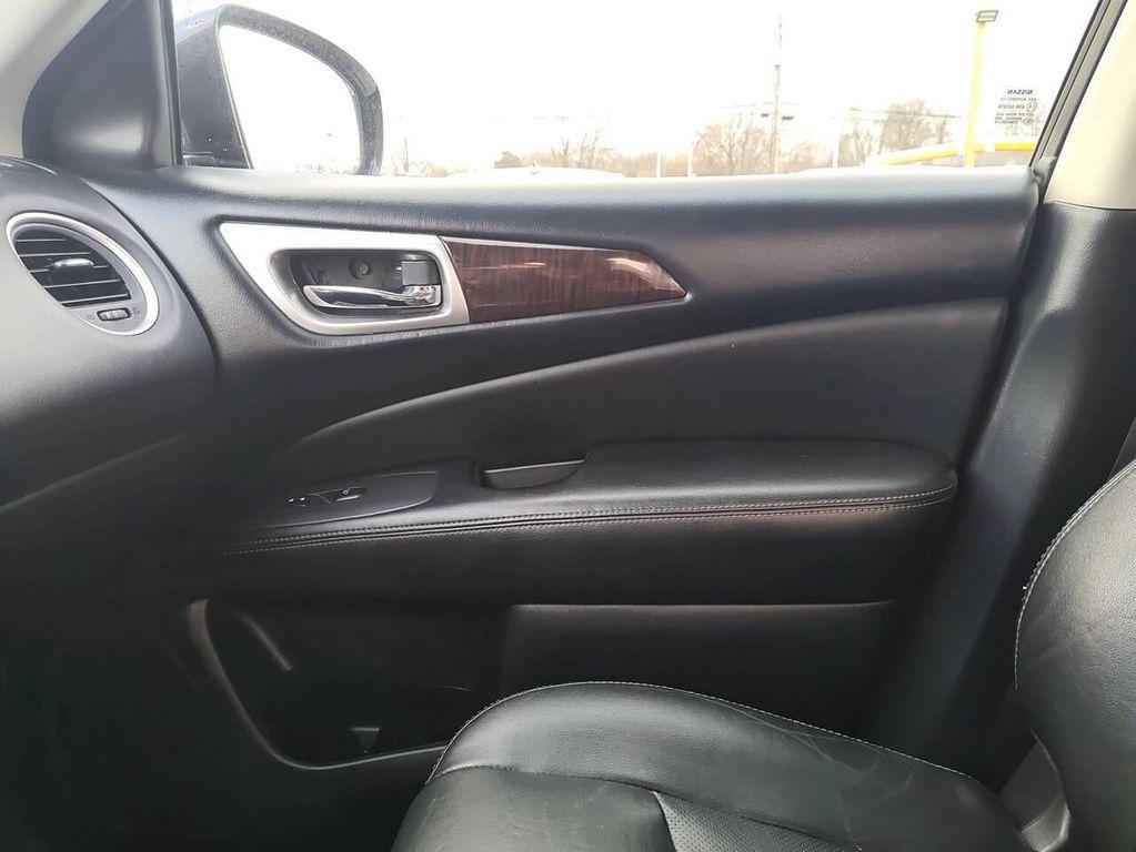 used 2013 Nissan Pathfinder car, priced at $9,995