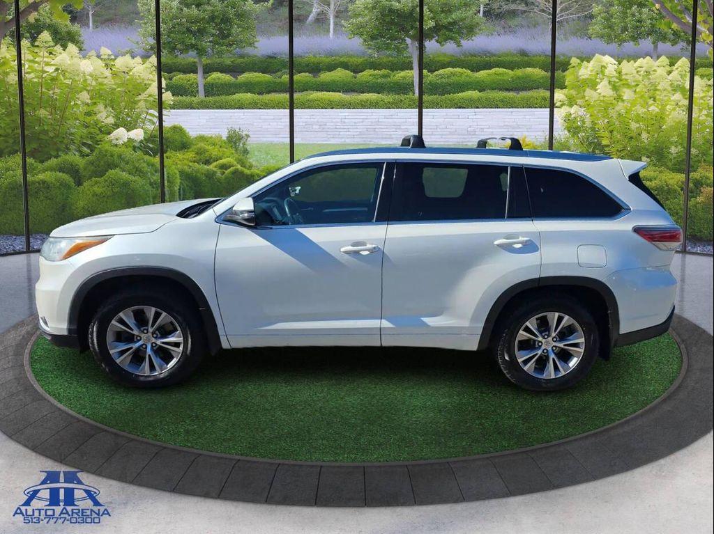used 2015 Toyota Highlander car, priced at $14,995