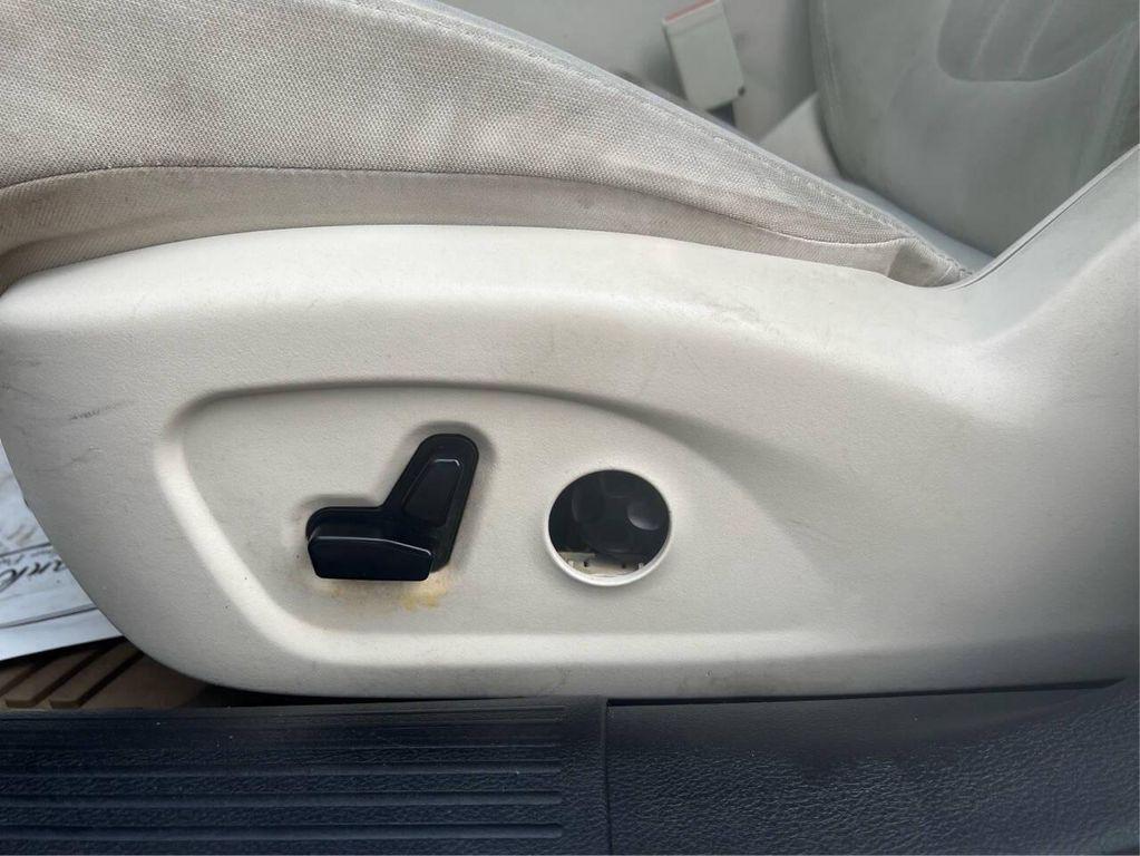used 2015 Chrysler 200 car, priced at $8,995