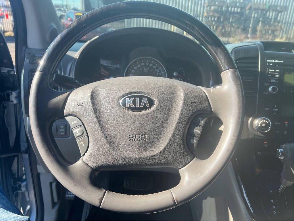 used 2014 Kia Sedona car, priced at $7,995