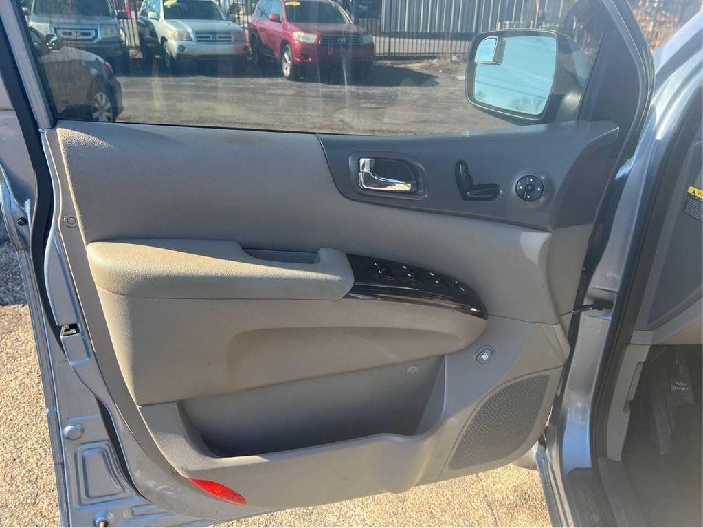 used 2014 Kia Sedona car, priced at $7,995