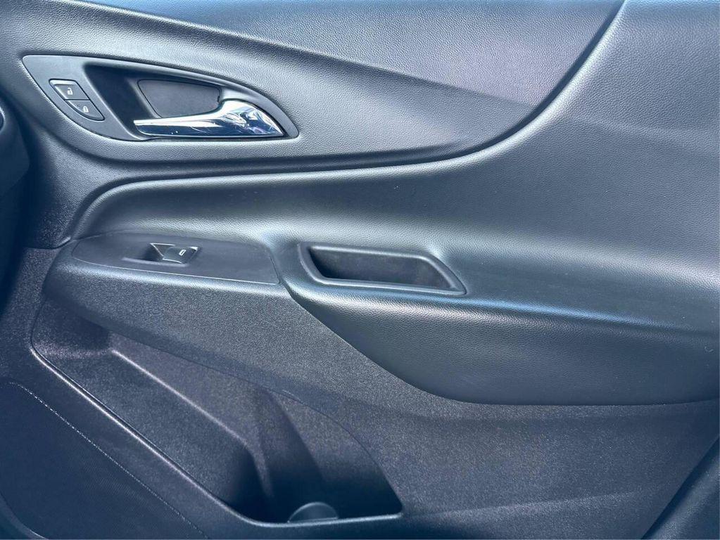 used 2021 Chevrolet Equinox car, priced at $16,995