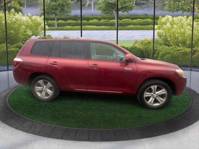 used 2009 Toyota Highlander car, priced at $7,500