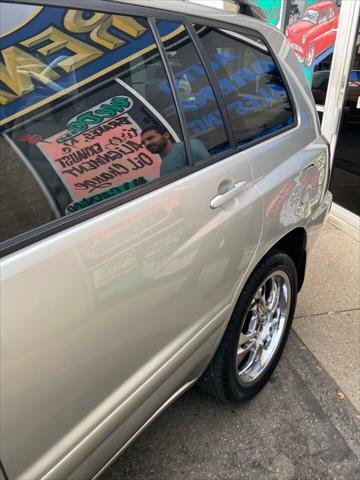 used 2004 Toyota Highlander car, priced at $5,995