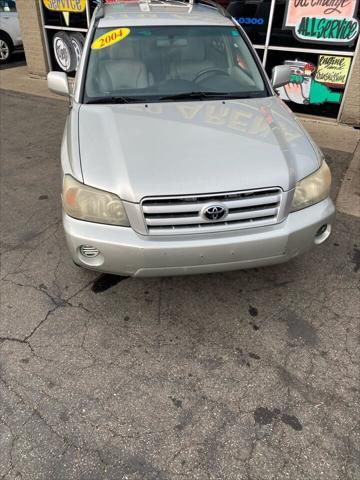 used 2004 Toyota Highlander car, priced at $5,995