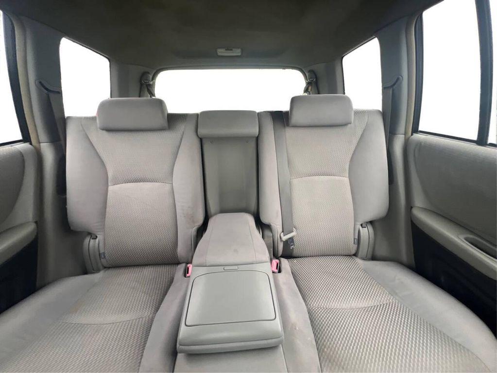 used 2004 Toyota Highlander car, priced at $3,995