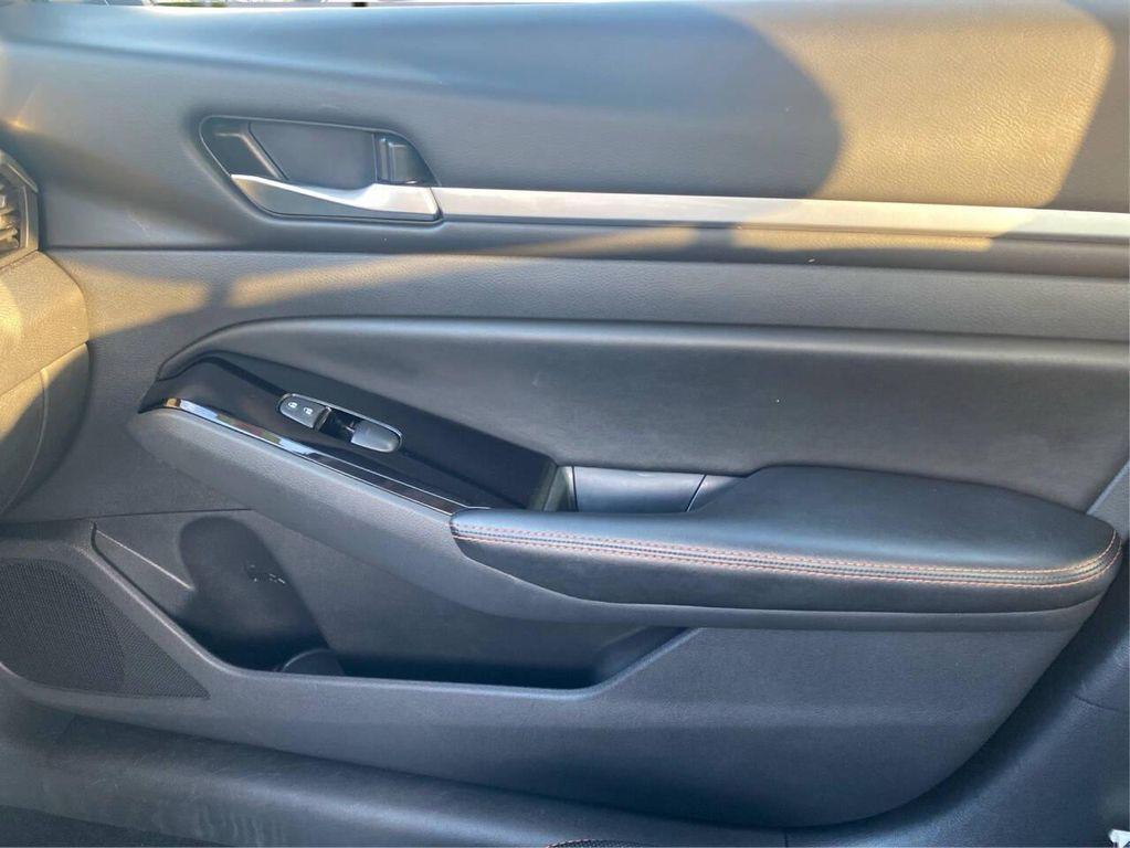 used 2024 Nissan Altima car