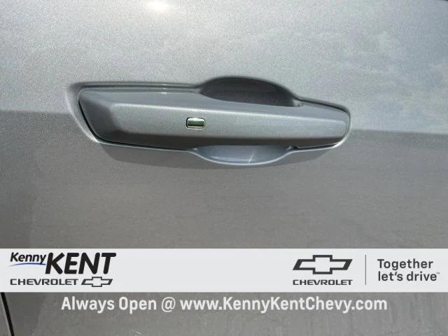 used 2025 Chevrolet Traverse car, priced at $41,335