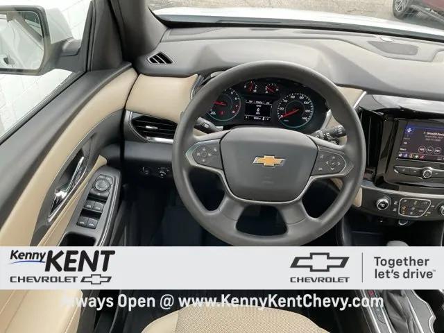 used 2023 Chevrolet Traverse car, priced at $25,447