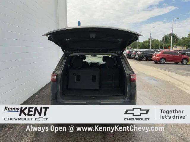 used 2019 Chevrolet Traverse car, priced at $21,315