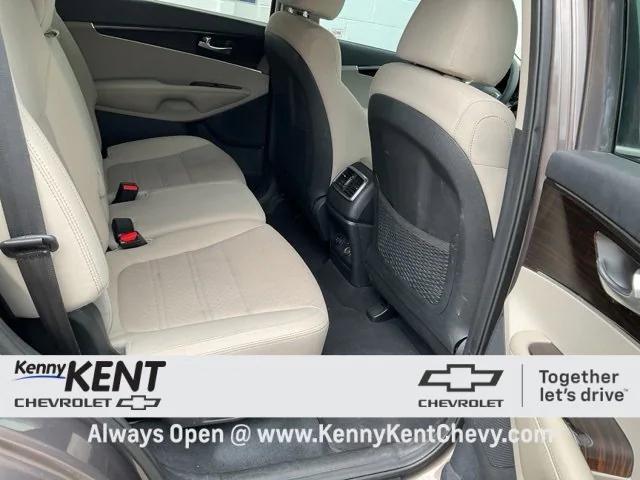 used 2019 Kia Sorento car, priced at $16,991