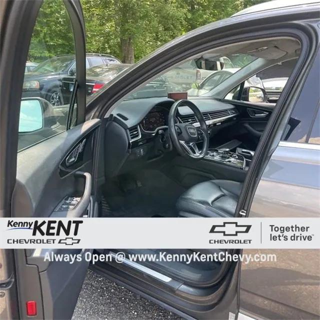 used 2019 Audi Q7 car, priced at $25,428