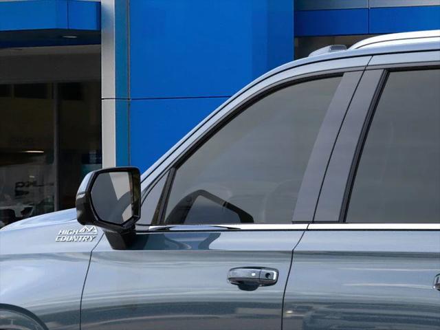 new 2025 Chevrolet Suburban car, priced at $84,559
